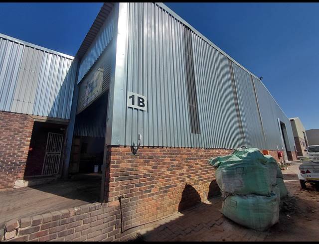 270M² WORKSHOP TO LET IN POMONA